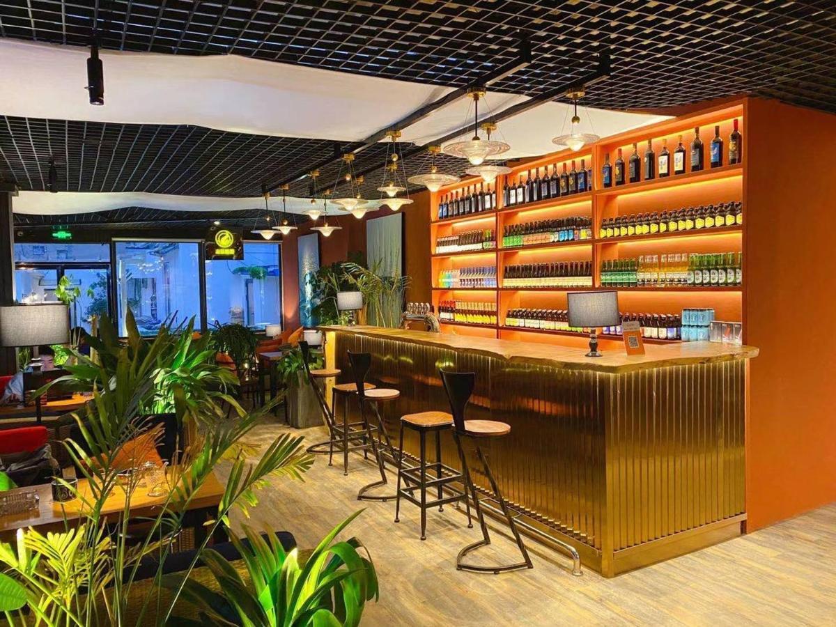Lantian Garden Hostel Qingdao Bagian luar foto