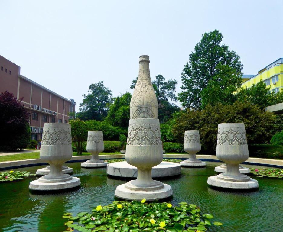 Lantian Garden Hostel Qingdao Bagian luar foto
