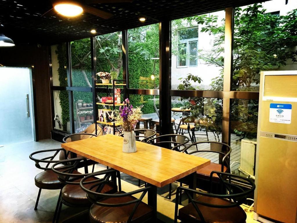 Lantian Garden Hostel Qingdao Bagian luar foto