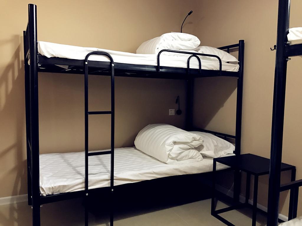 Lantian Garden Hostel Qingdao Bagian luar foto