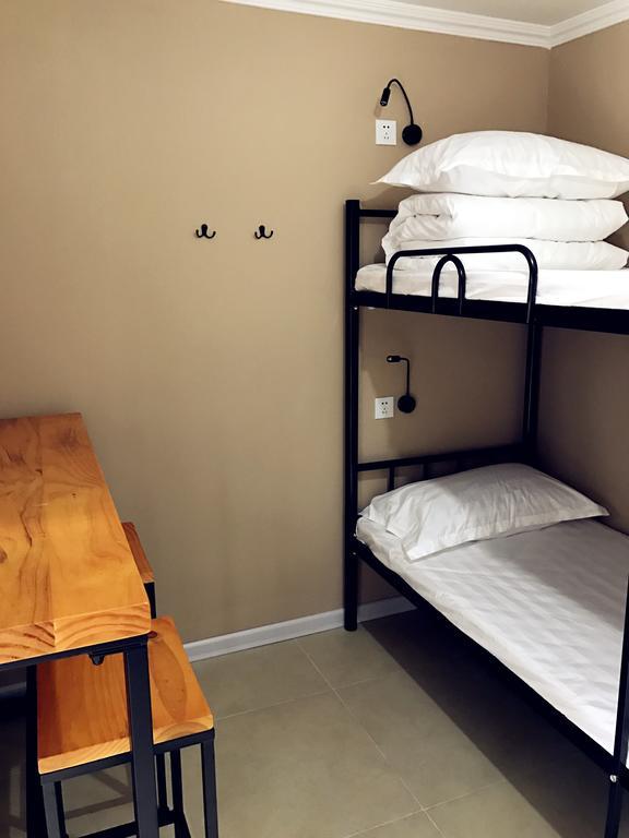 Lantian Garden Hostel Qingdao Bagian luar foto